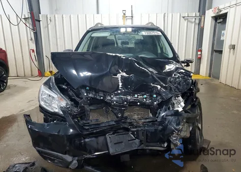 2018 Subaru Forester 2.5I Premium из США, поврежденный, VIN JF2SJAGC2JH547271